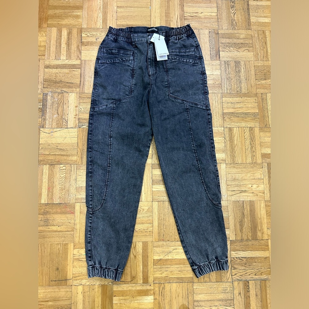 BNWT retrofete jeans size 30